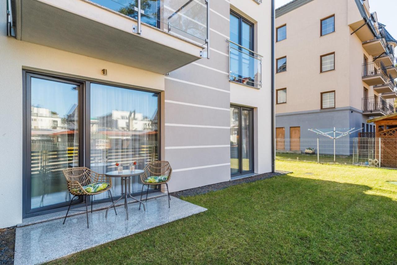Apartment With Parking 500 M From The Sea By Noclegi Renters ミエンジボジェ エクステリア 写真